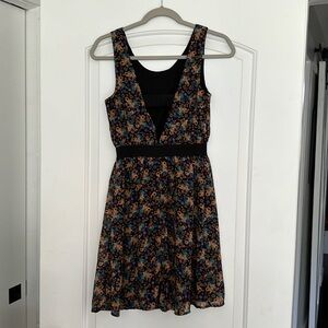 Xhilaration floral a-line mini dress.  Size small.